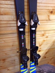 LYŽE SALOMON XRACE JR 130CM